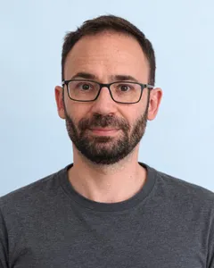 Portrait de Charlie BART, fondateur de Kin-Guard.